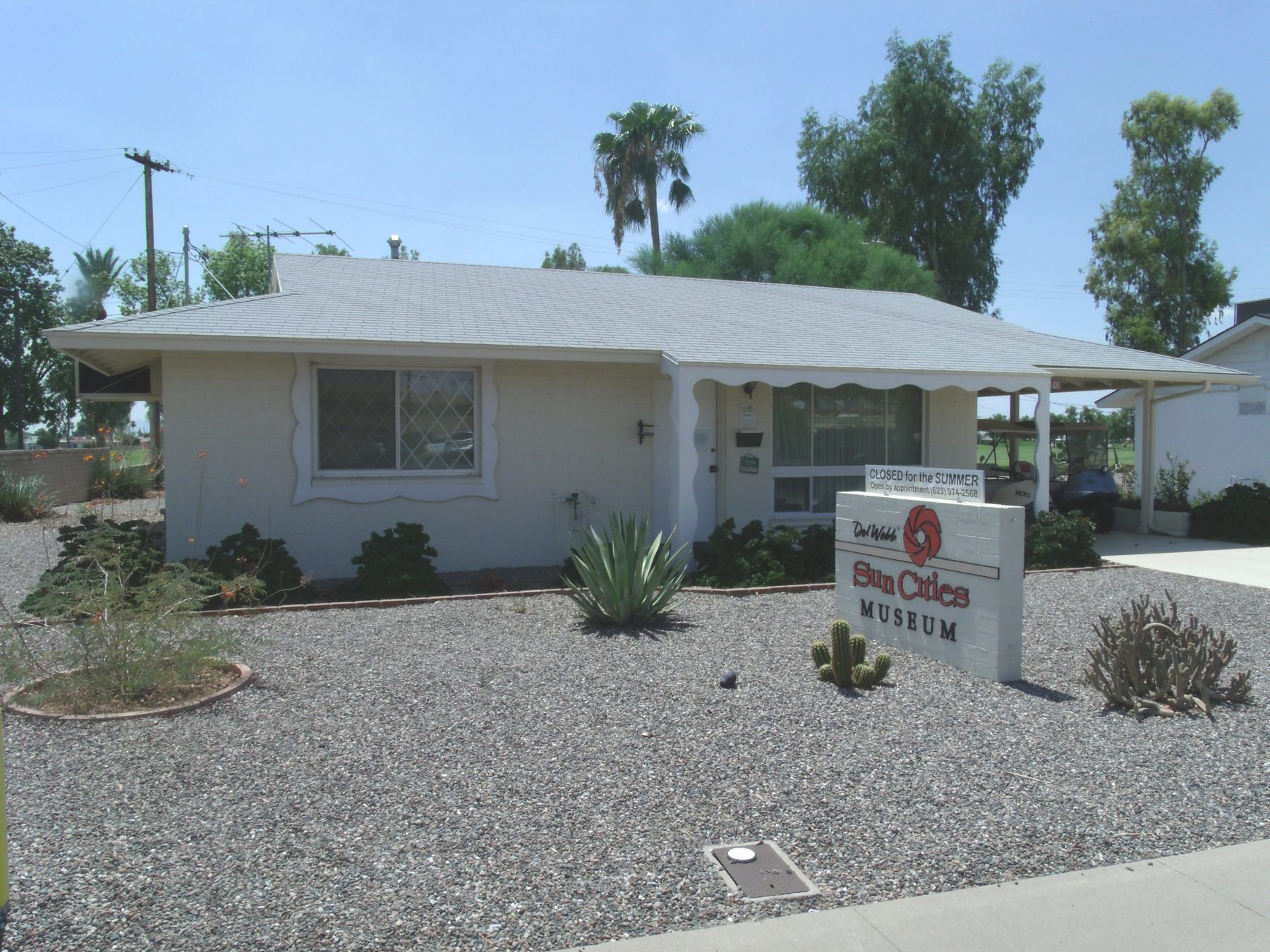 Classic Sun City, Arizona residential architecture